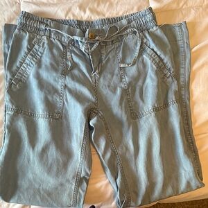 Kit from the Kloth Light Blue Women’s Tie-Waist Casual Jeans